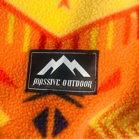 Massive Outdoor Fleece Sweater Aztec Orange Size Men's Small Women's Large - Picture 5 of 6